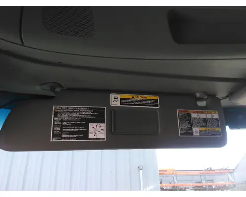 PETERBILT 579 INTERIOR SUN VISOR