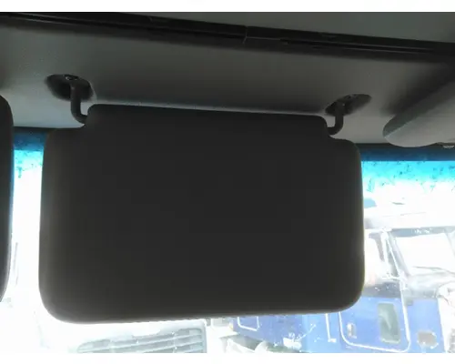 PETERBILT 579 INTERIOR SUN VISOR