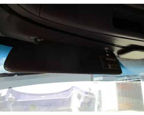 PETERBILT 579 INTERIOR SUN VISOR