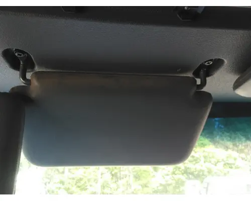 PETERBILT 579 INTERIOR SUN VISOR