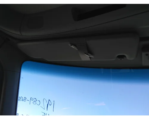 PETERBILT 579 INTERIOR SUN VISOR