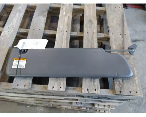 PETERBILT 579 INTERIOR SUN VISOR