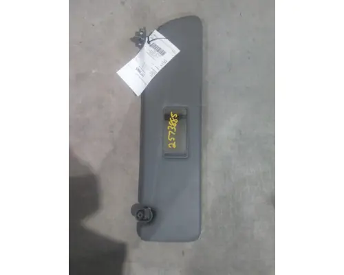 PETERBILT 579 INTERIOR SUN VISOR