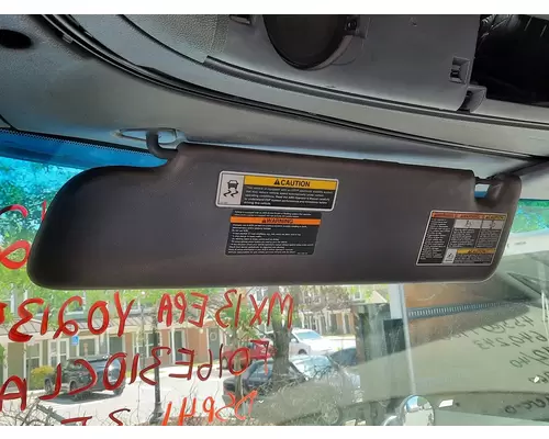PETERBILT 579 INTERIOR SUN VISOR