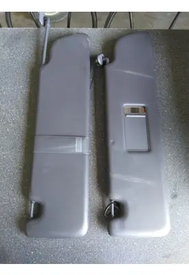 PETERBILT 579 INTERIOR SUN VISOR