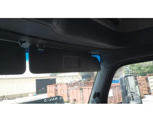 PETERBILT 579 INTERIOR SUN VISOR