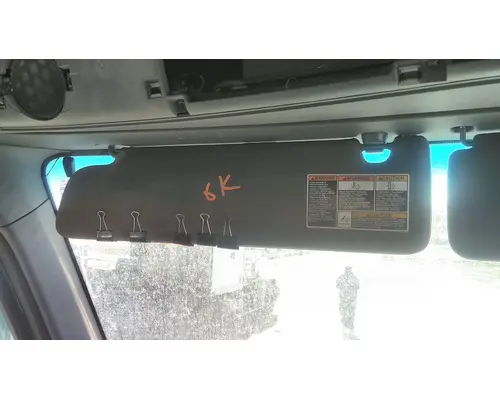 PETERBILT 579 INTERIOR SUN VISOR
