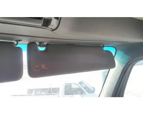 PETERBILT 579 INTERIOR SUN VISOR