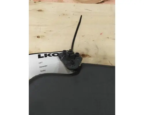 PETERBILT 579 INTERIOR SUN VISOR