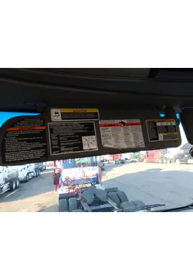 PETERBILT 579 INTERIOR SUN VISOR