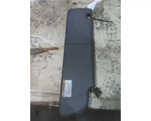 PETERBILT 579 INTERIOR SUN VISOR