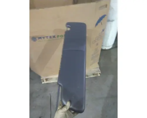 PETERBILT 579 INTERIOR SUN VISOR