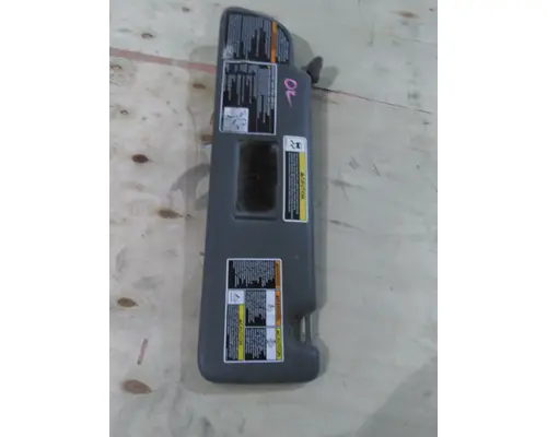 PETERBILT 579 INTERIOR SUN VISOR