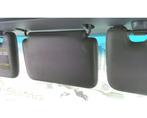 PETERBILT 579 INTERIOR SUN VISOR