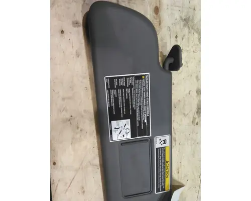 PETERBILT 579 INTERIOR SUN VISOR