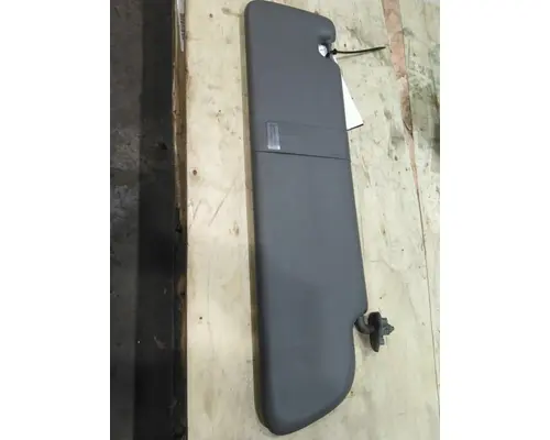 PETERBILT 579 INTERIOR SUN VISOR