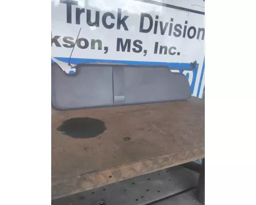 PETERBILT 579 INTERIOR SUN VISOR