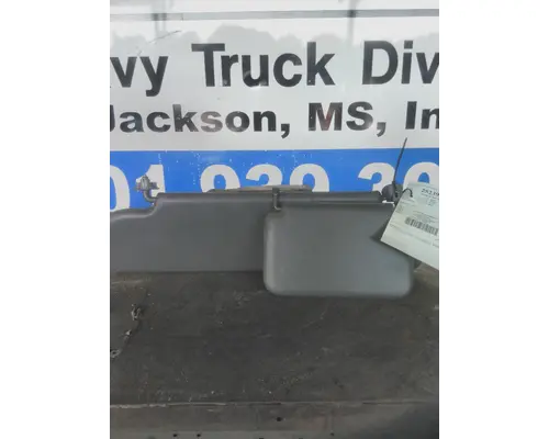 PETERBILT 579 INTERIOR SUN VISOR