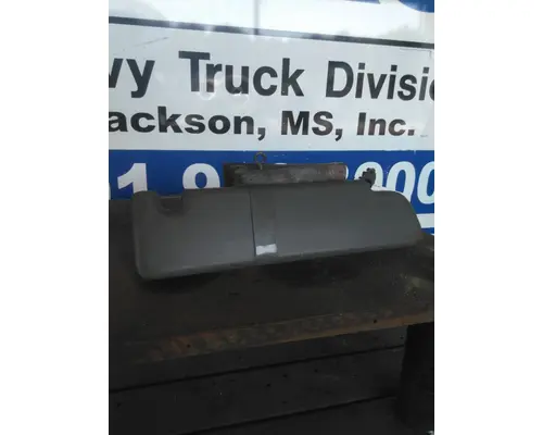 PETERBILT 579 INTERIOR SUN VISOR