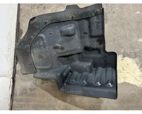PETERBILT 579 Inner Fender