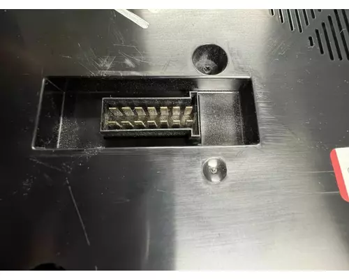 PETERBILT 579 Instrument Cluster