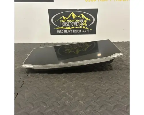 PETERBILT 579 Instrument Cluster