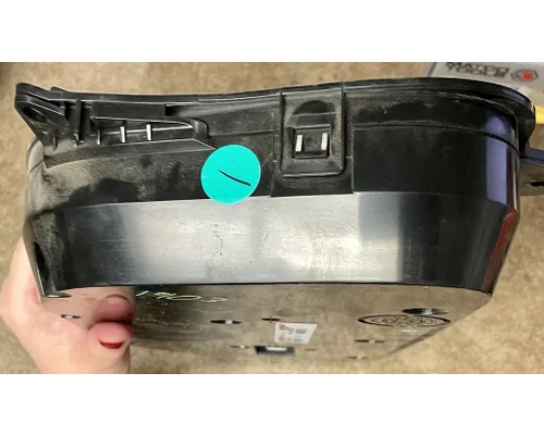 PETERBILT 579 Instrument Cluster