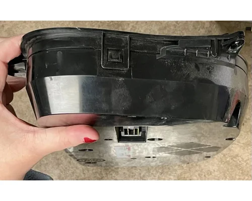 PETERBILT 579 Instrument Cluster