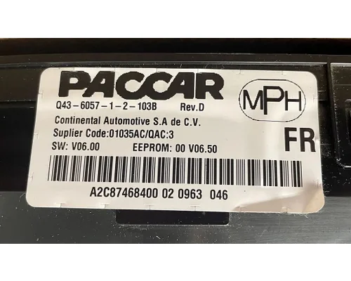 PETERBILT 579 Instrument Cluster