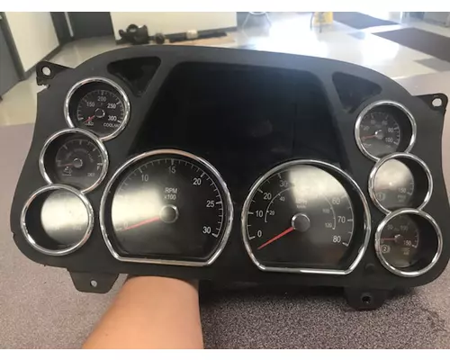 PETERBILT 579 Instrument Cluster