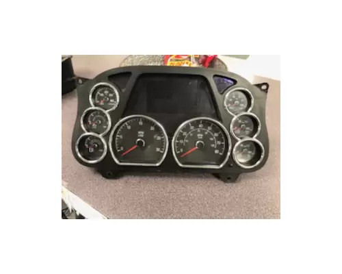 PETERBILT 579 Instrument Cluster