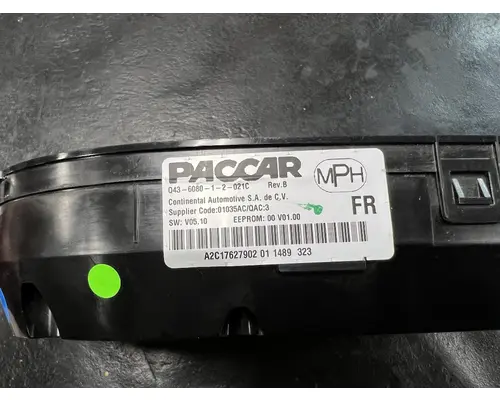 PETERBILT 579 Instrument Cluster