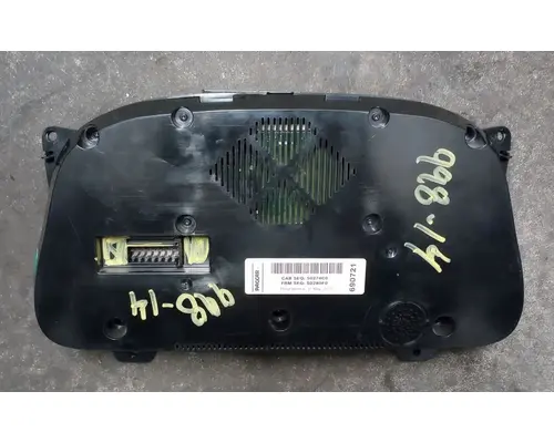 PETERBILT 579 Instrument Cluster