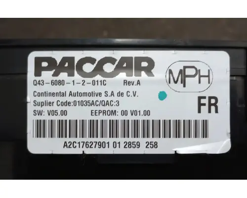 PETERBILT 579 Instrument Cluster