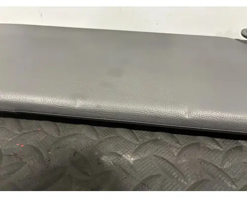PETERBILT 579 Interior Sun Visor