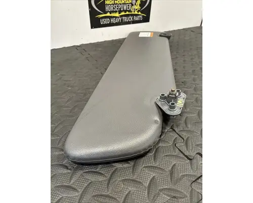 PETERBILT 579 Interior Sun Visor