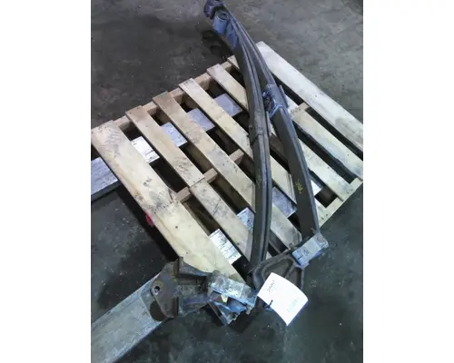 PETERBILT 579 LEAF SPRING, FRONT