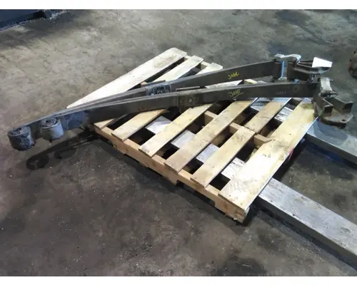 PETERBILT 579 LEAF SPRING, FRONT