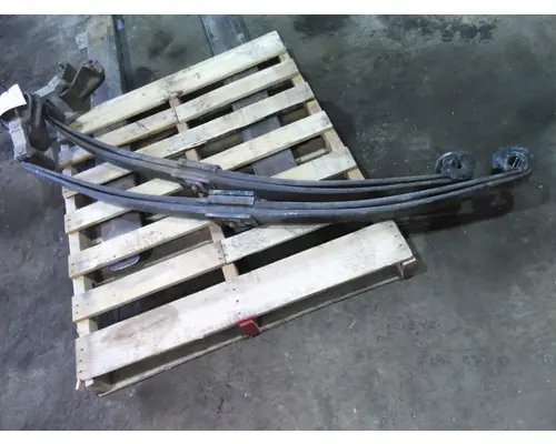 PETERBILT 579 LEAF SPRING, FRONT
