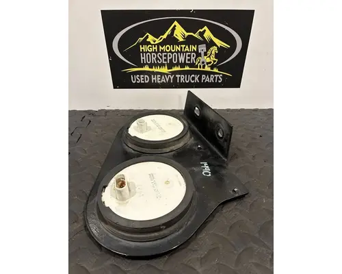 PETERBILT 579 Lamp stop tail turn