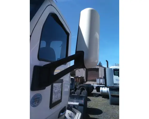 PETERBILT 579 MIRROR ASSEMBLY CABDOOR
