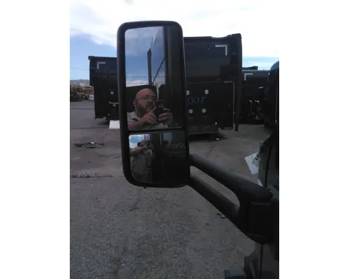 PETERBILT 579 MIRROR ASSEMBLY CABDOOR