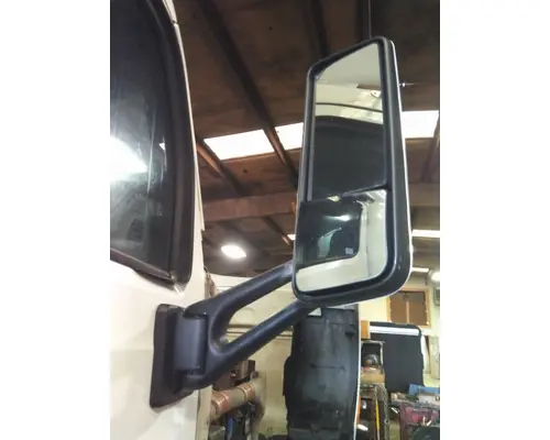 PETERBILT 579 MIRROR ASSEMBLY CABDOOR