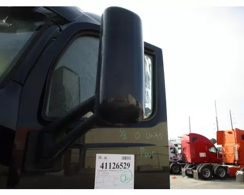 PETERBILT 579 MIRROR ASSEMBLY CABDOOR