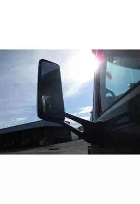 PETERBILT 579 MIRROR ASSEMBLY CAB/DOOR