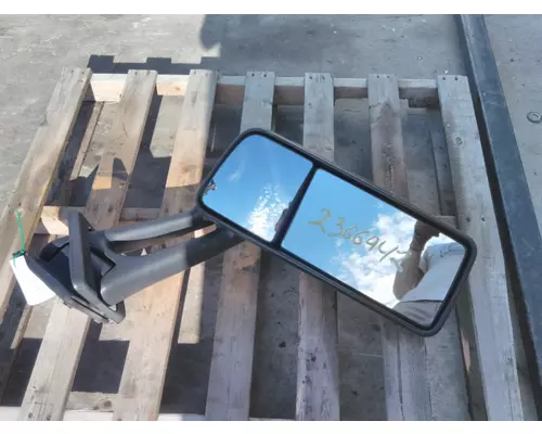 PETERBILT 579 MIRROR ASSEMBLY CABDOOR