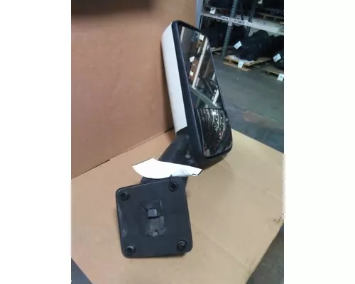 PETERBILT 579 MIRROR ASSEMBLY CABDOOR