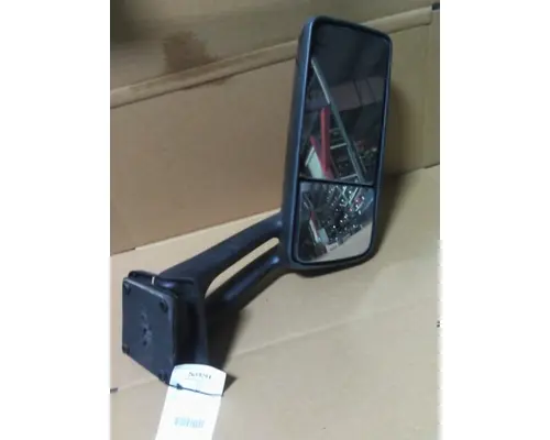 PETERBILT 579 MIRROR ASSEMBLY CABDOOR