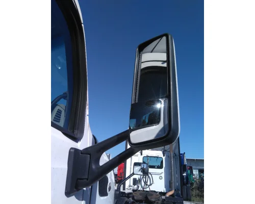 PETERBILT 579 MIRROR ASSEMBLY CABDOOR