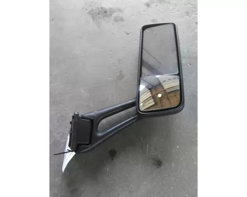 PETERBILT 579 MIRROR ASSEMBLY CABDOOR